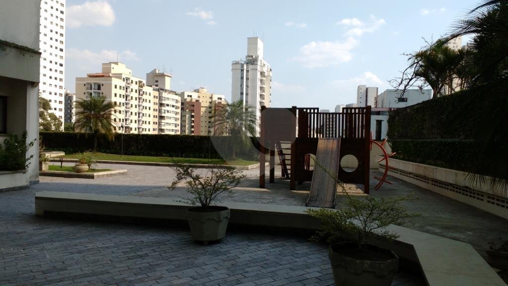 Apartamento à venda com 4 quartos, sendo 3 suítes, em Vila Andrade, São Paulo, SP