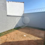 Casa de Vila à venda com 2 suítes em Wanel Ville, Sorocaba, SP