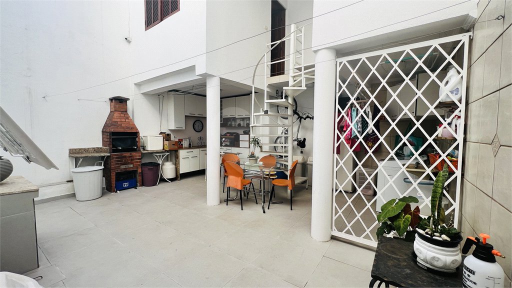 Sobrado à venda com 3 quartos, sendo 1 suíte, em Jardim São Paulo(zona Norte), São Paulo, SP