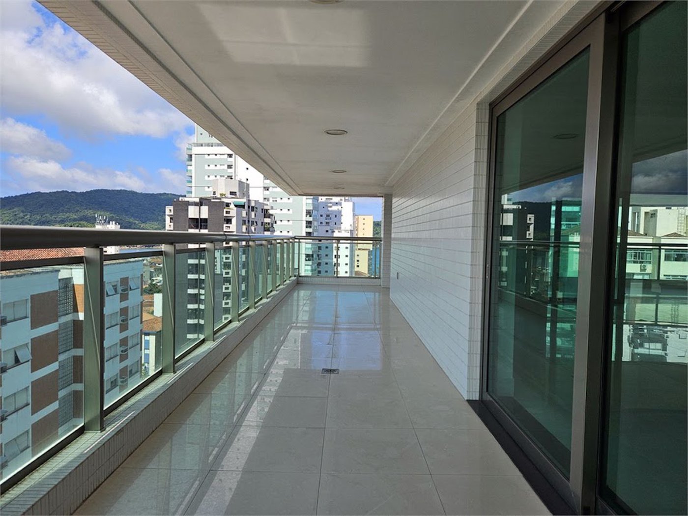Apartamento com 4 dormitórios à venda, 538 m² por R$ 7.500.000,00 - Ponta da Praia - Santos/SP