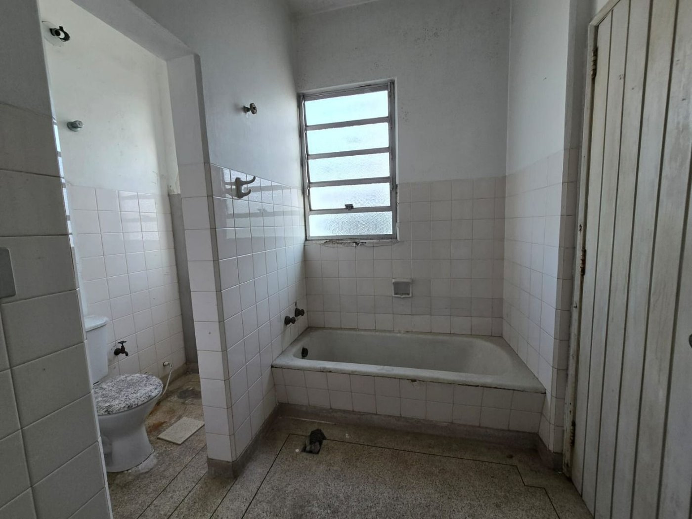 Apartamento com 3 dormitórios à venda, 175 m² por R$ 950.000,00 - Itararé - São Vicente/SP