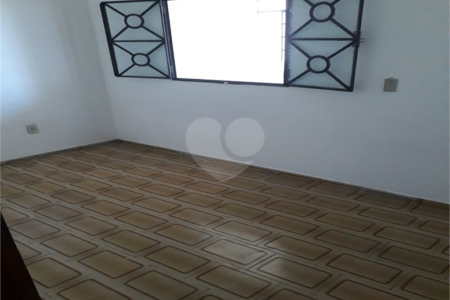 Sobrado à venda com 4 quartos em Jardim Galetto, Itatiba, SP