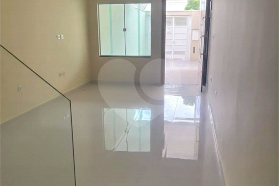 Sobrado à venda com 3 quartos, sendo 1 suíte, em Jardim Vila Formosa, São Paulo, SP