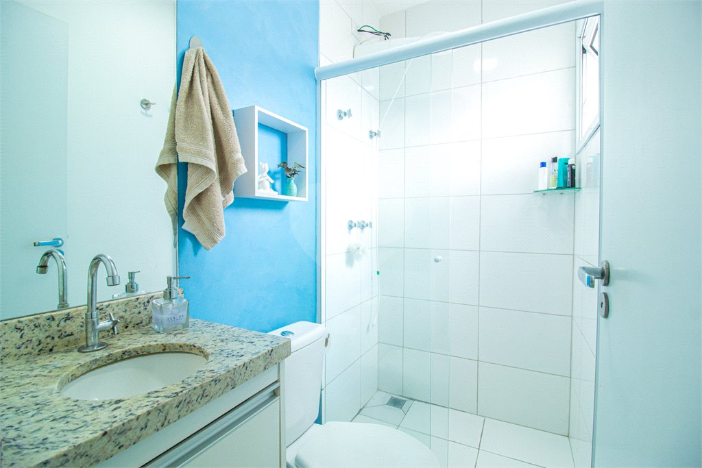 Casa à venda com 2 suítes no condomínio Residencial Living Sabara, São Paulo - SP