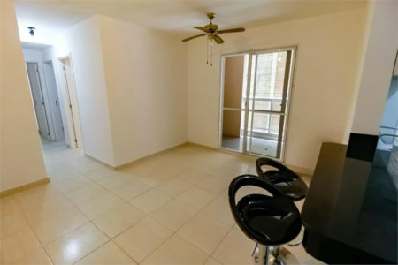 Apartamento à venda com 3 quartos, sendo 1 suíte, em Lar São Paulo, São Paulo, SP