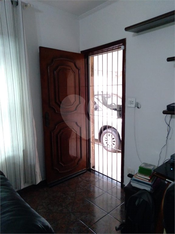 Casa Térrea à venda com 3 quartos, sendo 1 suíte, em Vila Galvão, Guarulhos, SP