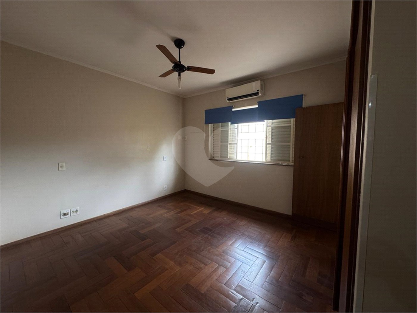 Casa à venda com 3 quartos, sendo 2 suítes, em Alto da Boa Vista, Ribeirão Preto, SP