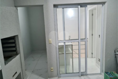 Apartamento à venda com 3 quartos, sendo 2 suítes, em Parque Reboucas, São Paulo, SP