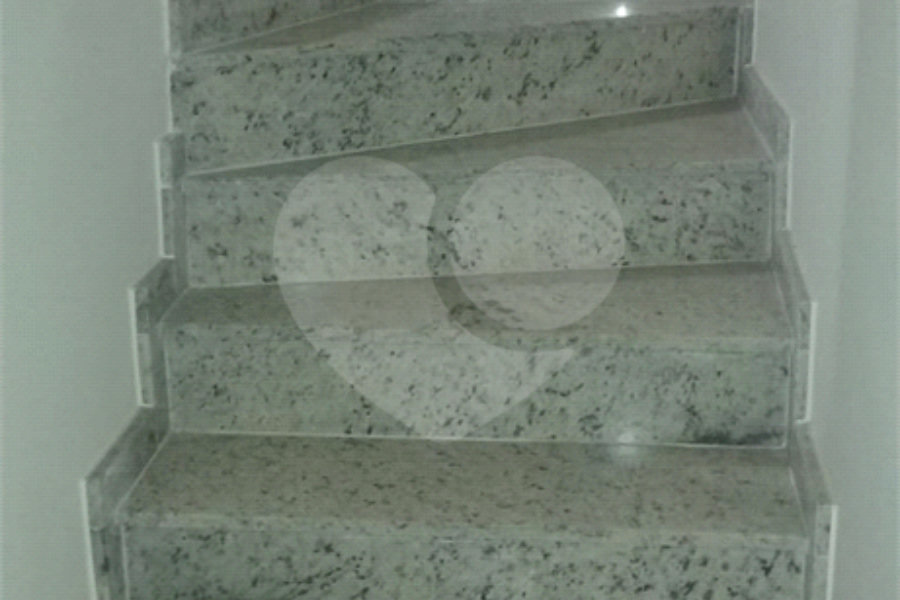 Sobrado à venda com 4 quartos, sendo 1 suíte, em Santana, São Paulo, SP