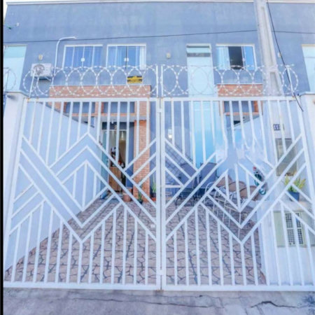Casa de Vila à venda com 2 suítes em Jardim Simus, Sorocaba, SP