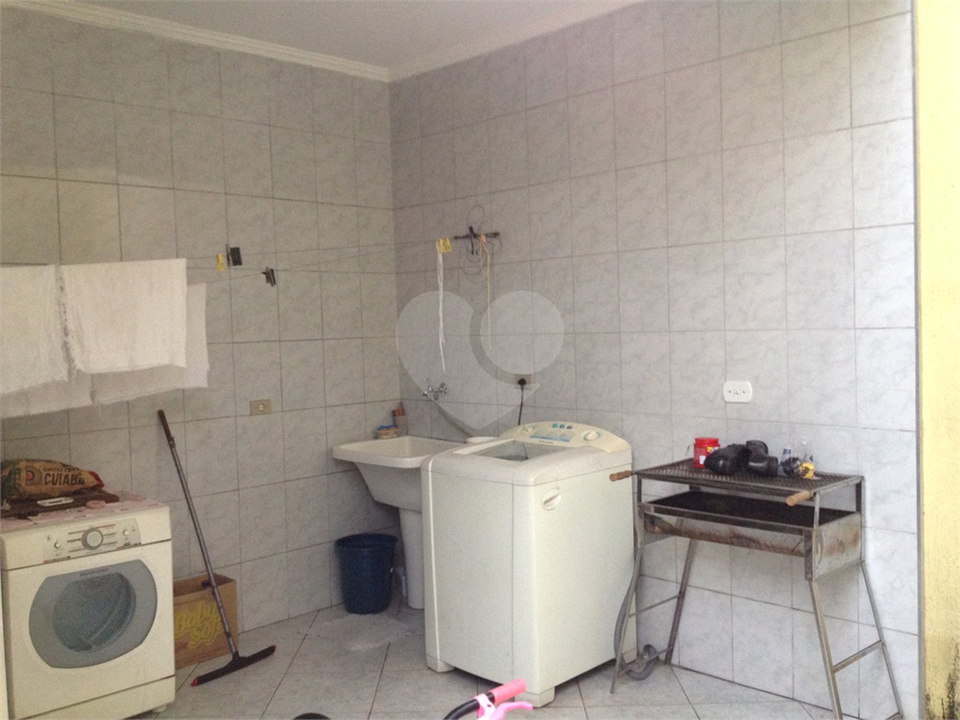 Sobrado à venda com 3 quartos, sendo 1 suíte, em Jardim Santa Clara, Guarulhos, SP