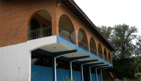 Chácara à venda com 7 quartos, sendo 1 suíte,  em Capoavinha, Mairiporã, SP