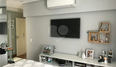 Apartamento à venda com 3 quartos, sendo 1 suíte,  em Lar São Paulo, São Paulo, SP