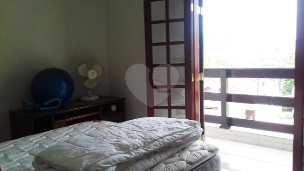 Sobrado à venda com 3 quartos, sendo 1 suíte, em Tremembé, São Paulo, SP