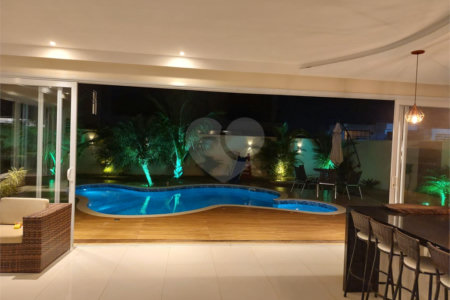 Casa à venda com 3 quartos, sendo 2 suítes, no condomínio Alphaville Nova Esplanada 4, Votorantim - SP