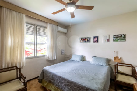 Casa à venda com 4 quartos, sendo 1 suíte, em Jardim Marajoara, São Paulo, SP
