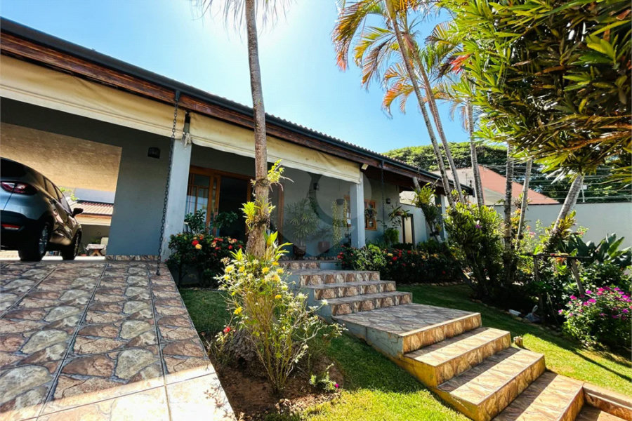 Casa a venda com 3 quartos no bairro Nova Piracicaba, em Piracicaba SP.