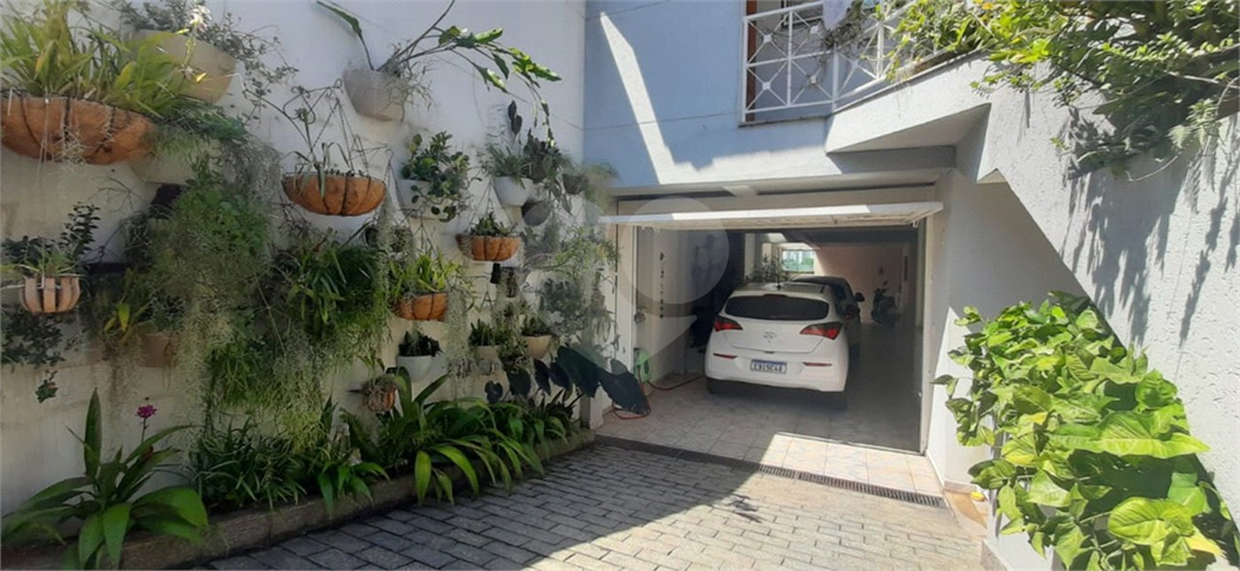 Casa à venda com 4 quartos, sendo 2 suítes, em Jardim Paraíso, São Paulo, SP