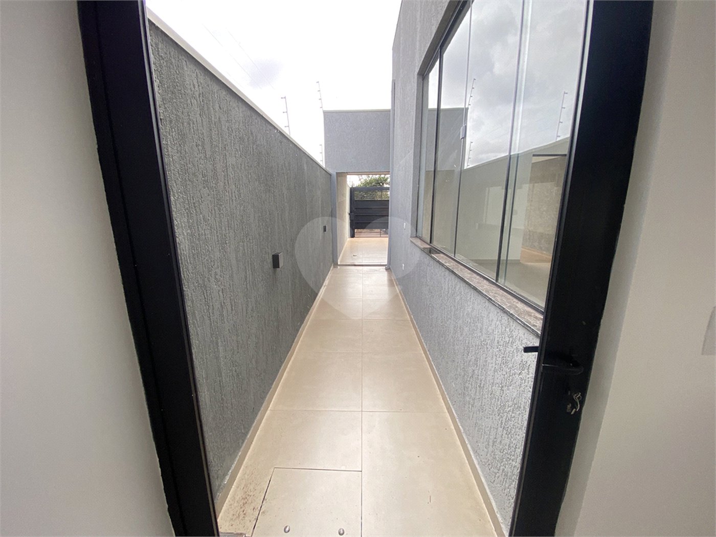 Casa à venda com 3 suítes em Jardim Estoril, Ponta Porã, MS