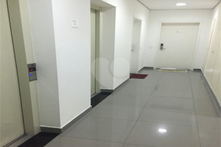 EXCELENTE APARTAMENTO PARA LOCAÇÃO NO ITAIM BIBI, 70 M2, 1 SUITE, 2 BANHEIROS, 2 VAGAS