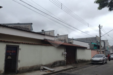 Casa à venda com 4 quartos em Vila Mogilar, Mogi das Cruzes, SP