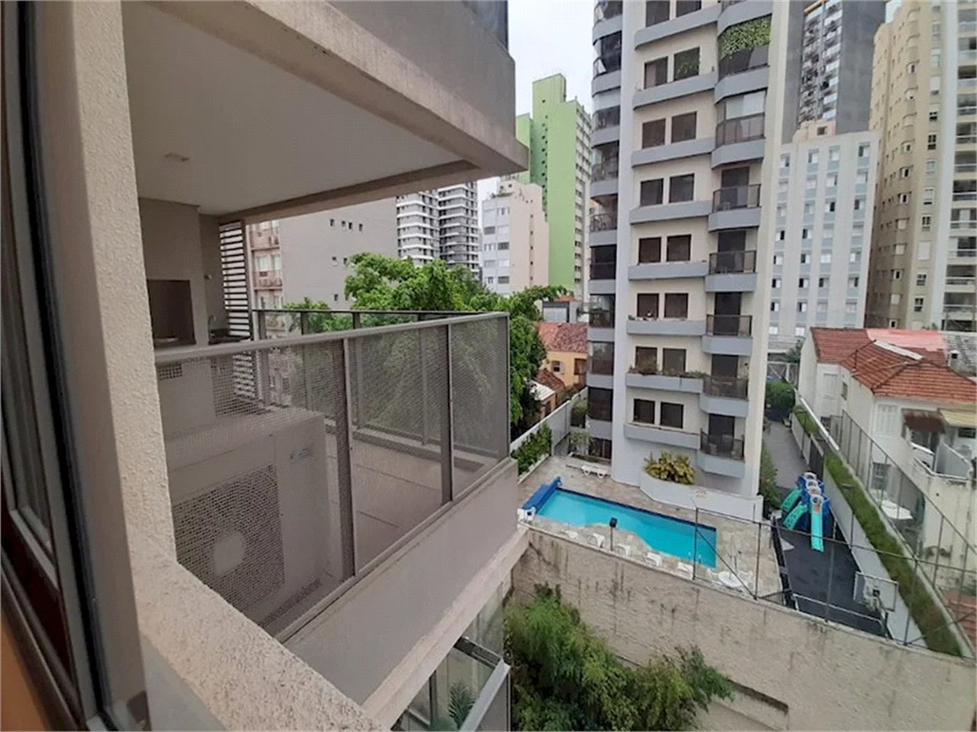 Apartamento à venda ou para alugar com 1 suíte em Pinheiros, São Paulo, SP