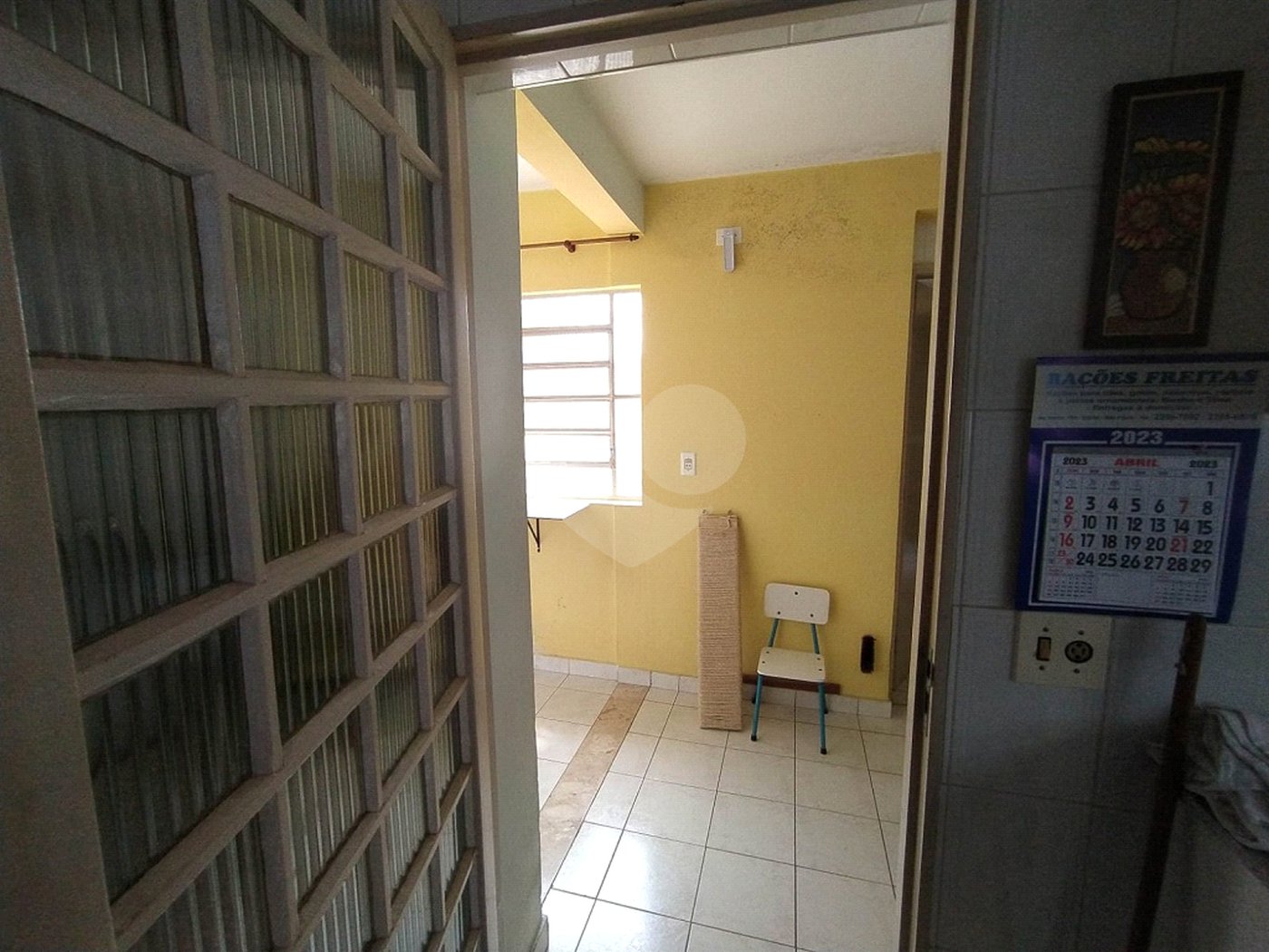 Casa à venda com 6 quartos, sendo 2 suítes, em Chora Menino, São Paulo, SP