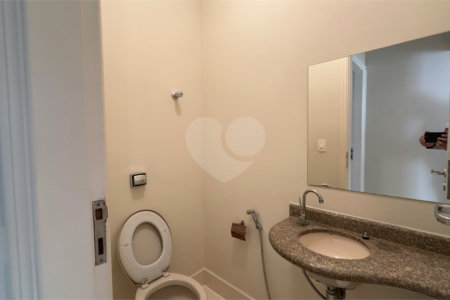 Casa para alugar com 4 quartos, sendo 3 suítes, em Vila Sfeir, Indaiatuba, SP