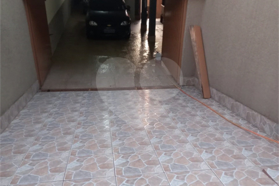 Sobrado à venda com 3 quartos em Jardim Peri, São Paulo, SP