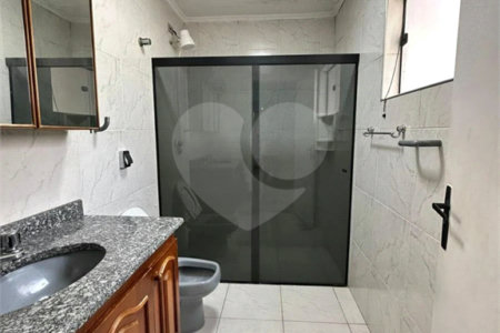 Casa à venda com 4 quartos, sendo 1 suíte, em Vila Oliveira, Mogi das Cruzes, SP