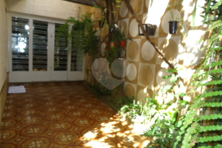 Sobrado à venda com 4 quartos em Santa Teresinha, São Paulo, SP
