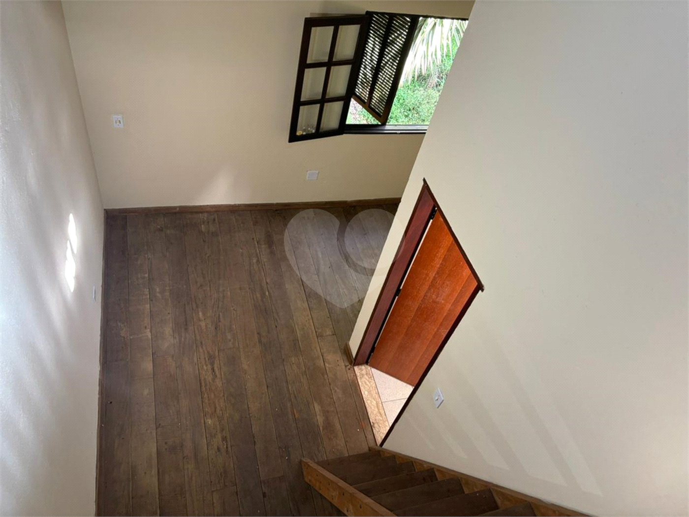 Sobrado à venda com 3 quartos, sendo 2 suítes, em Vila Correa, Ferraz de Vasconcelos, SP