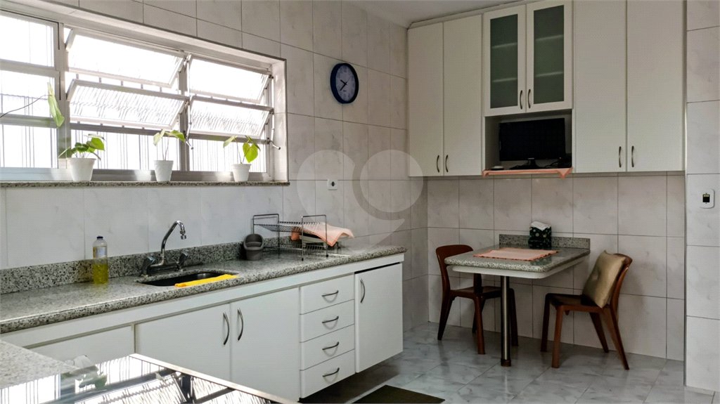 Casa à venda com 3 quartos, sendo 1 suíte, em Planalto Paulista, São Paulo, SP