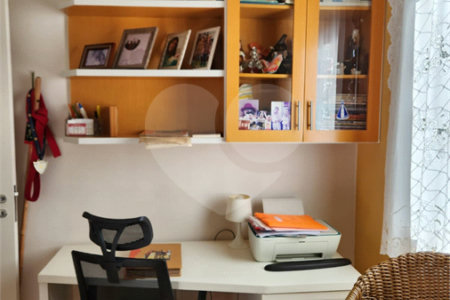 Apartamento à venda com 3 quartos, sendo 1 suíte,  em Vila Monumento, São Paulo, SP