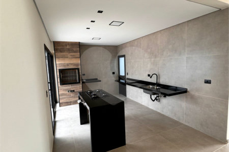 Casa à venda com 3 quartos, sendo 1 suíte, no condomínio Residencial Villagio Wanel, Sorocaba - SP
