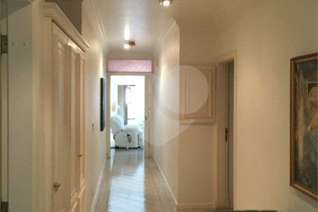 Apartamento à venda com 4 quartos, sendo 3 suítes, em Bosque da Saúde, São Paulo, SP