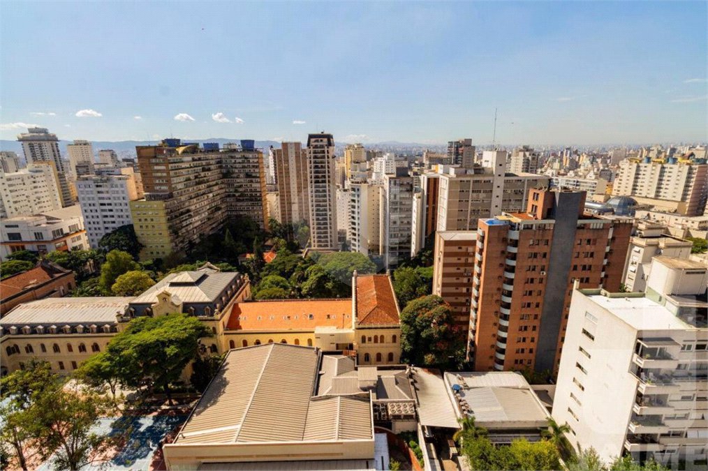 Apartamento à venda ou para alugar com 4 quartos, sendo 2 suítes, em Higienópolis, São Paulo, SP