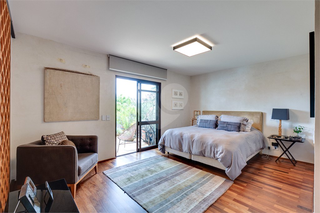 Casa à venda com 3 suítes em Alto da Boa Vista, São Paulo, SP