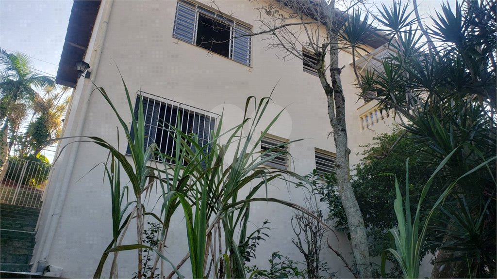Sobrado à venda com 3 quartos, sendo 1 suíte, em Horto, São Paulo, SP