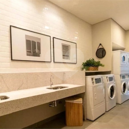 Apartamento à venda ou para alugar com 1 quarto em Cerqueira César, São Paulo, SP