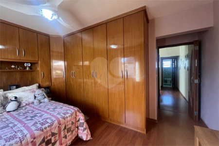 Sobrado à venda com 3 quartos em Vila Gustavo, São Paulo, SP