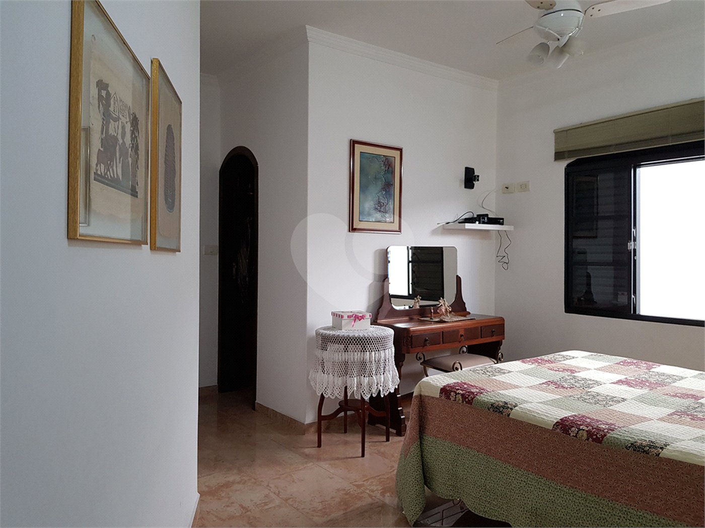 Casa à venda com 3 quartos, sendo 1 suíte, no condomínio City Campo Grande, São Paulo - SP