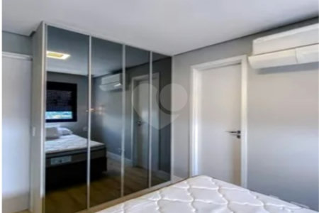 Apartamento à venda com 2 quartos, sendo 1 suíte,  em Brás, São Paulo, SP