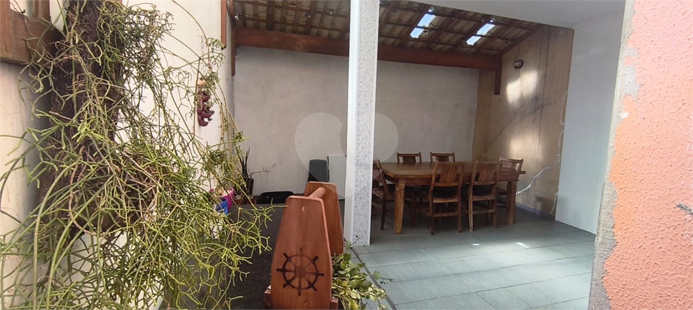 Sobrado à venda com 3 quartos, sendo 1 suíte, em Vila Libanesa, São Paulo, SP