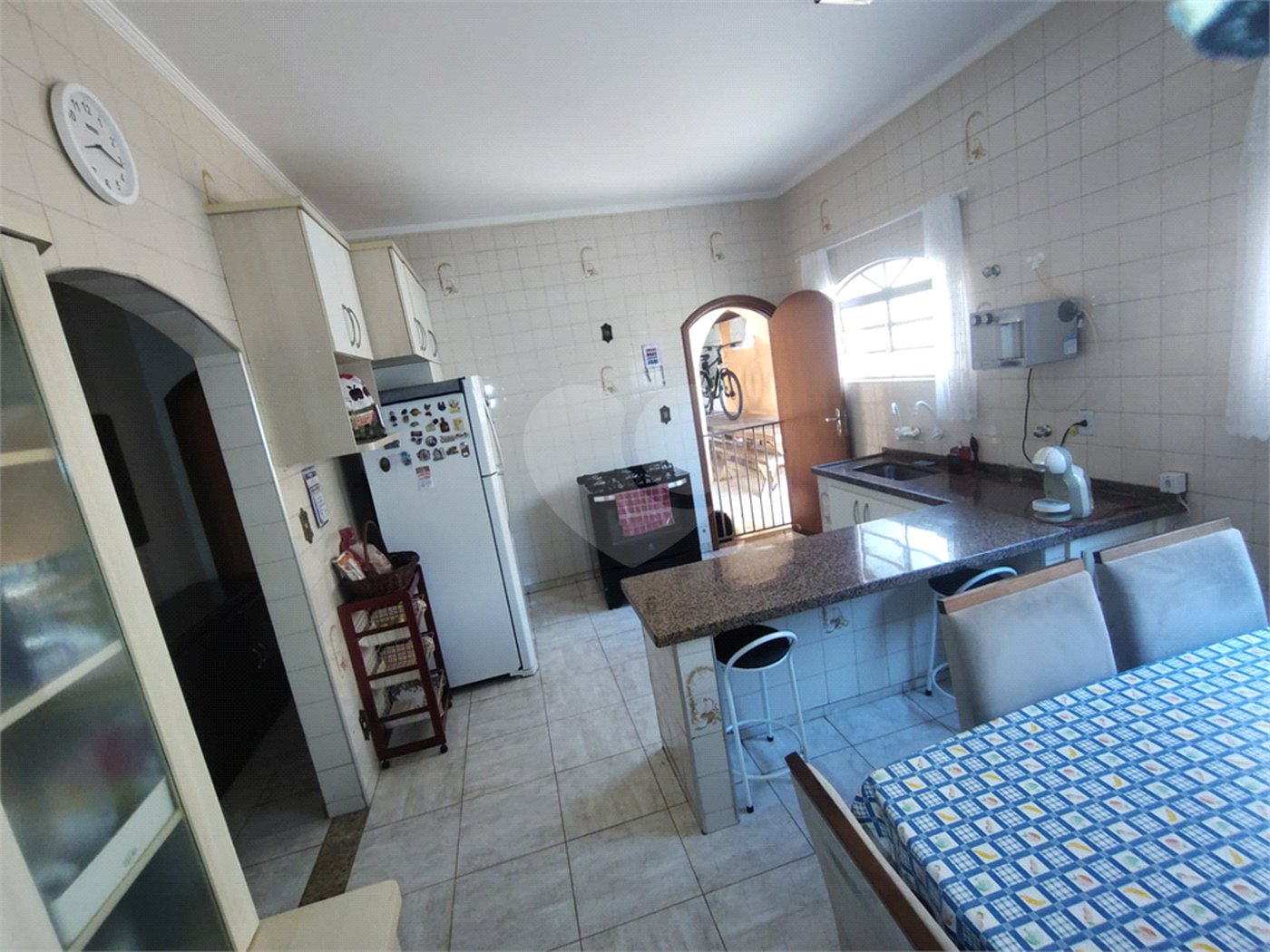 Casa à venda com 4 quartos, sendo 1 suíte, em Jardim Silvânia (vila Xavier), Araraquara, SP