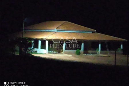 Chácara à venda com 3 quartos, sendo 1 suíte,  em Área Rural de Emilianópolis, Emilianópolis, SP