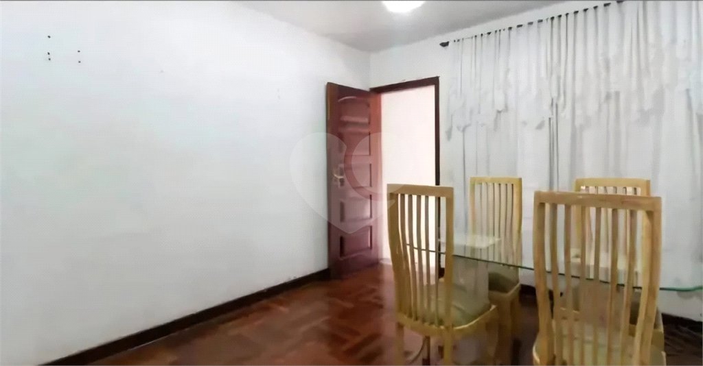 Sobrado à venda com 3 quartos em Jardim Peri Peri, São Paulo, SP