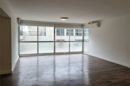 Apartamento à venda com 3 quartos, sendo 1 suíte, em Cerqueira César, São Paulo, SP