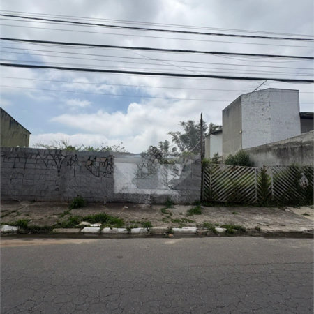 Terreno à venda em Jardim Quaresmeira, Suzano, SP