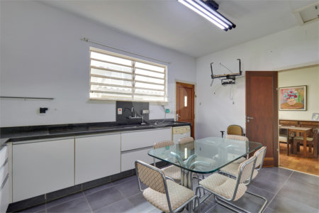 Casa Térrea à venda ou para alugar com 5 quartos, sendo 2 suítes, em Granja Julieta, São Paulo, SP